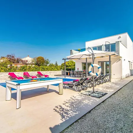 Rosmarino By Vila *